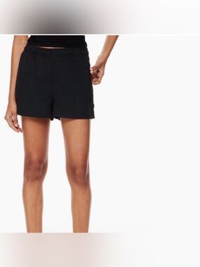 Aritzia TNA Big Easy 5" Short